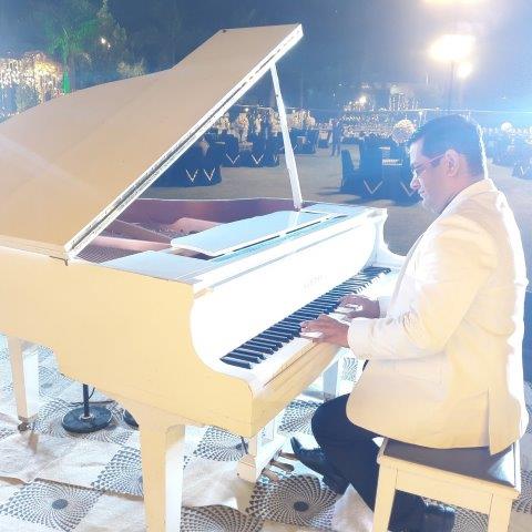 best pianist tyre sour lebanon