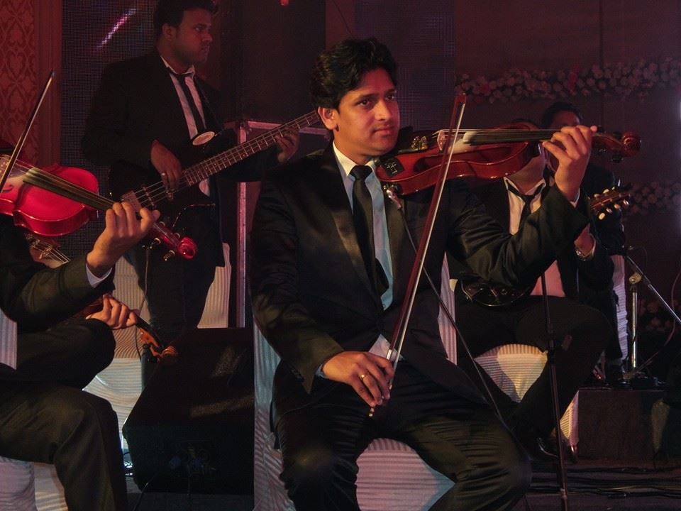 male violin players tyre sour lebanon